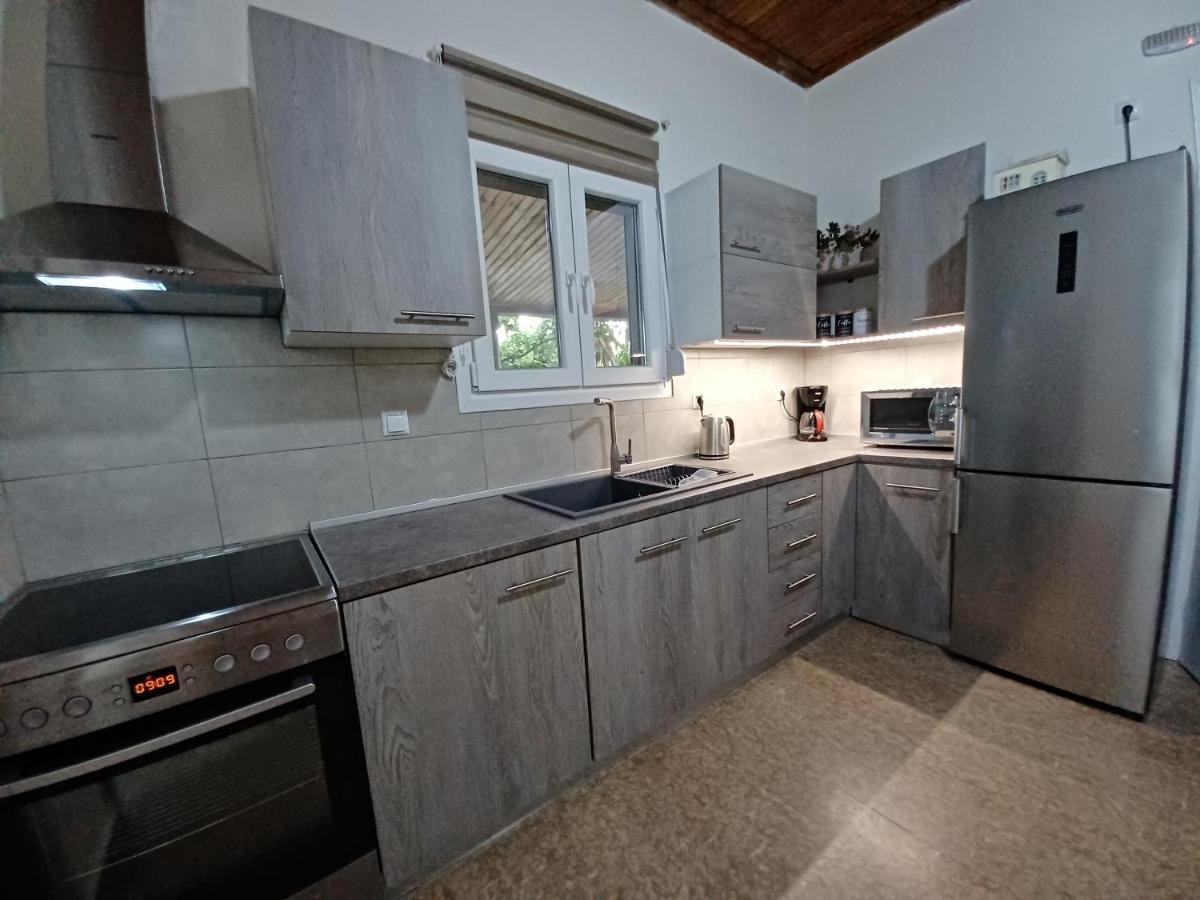 Beach House For Up To 9 People Near Olympia Катаколон Экстерьер фото